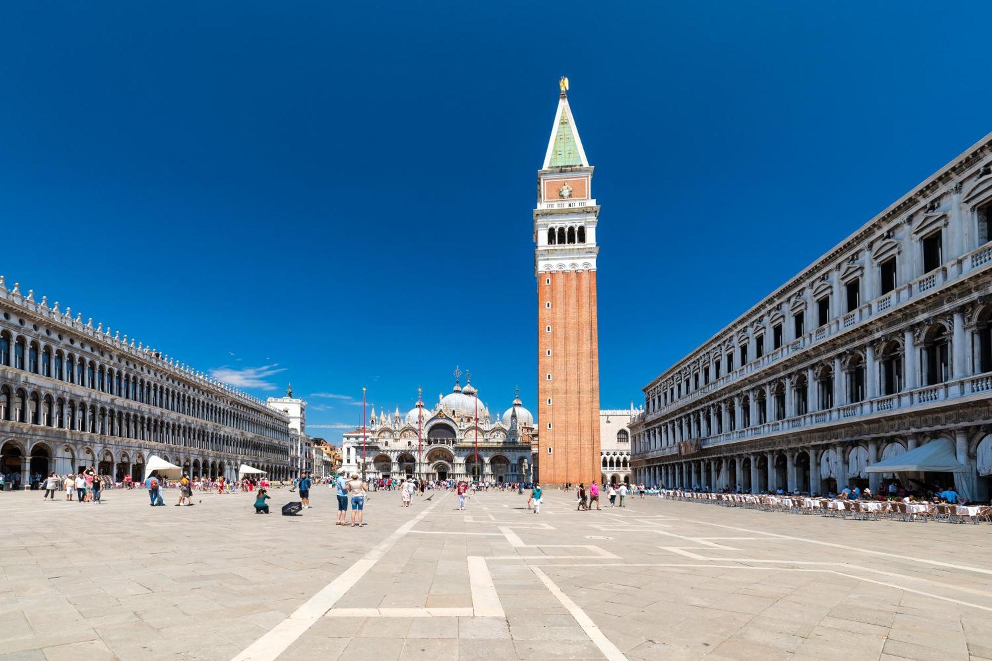 Elegant Terrace Apartment Near Piazza San Marco Last Floor No Lift Veneza Exterior foto