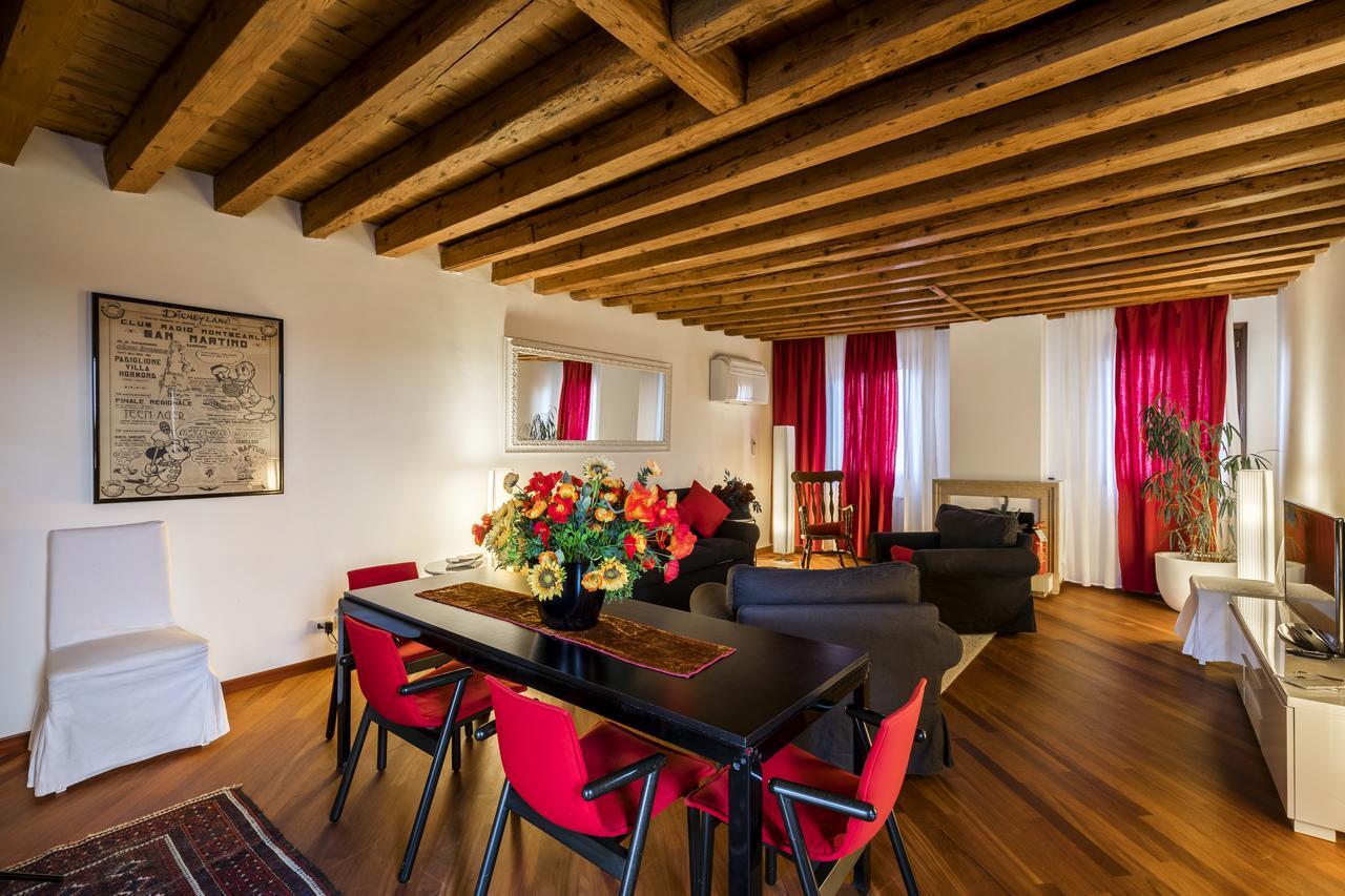 Elegant Terrace Apartment Near Piazza San Marco Last Floor No Lift Veneza Exterior foto