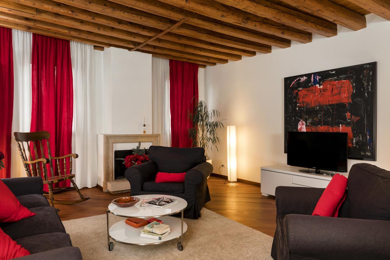 Elegant Terrace Apartment Near Piazza San Marco Last Floor No Lift Veneza Exterior foto