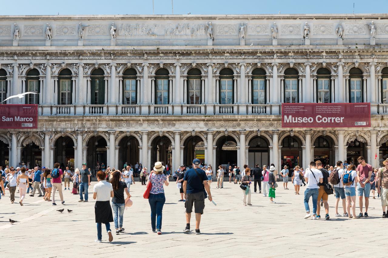 Elegant Terrace Apartment Near Piazza San Marco Last Floor No Lift Veneza Exterior foto