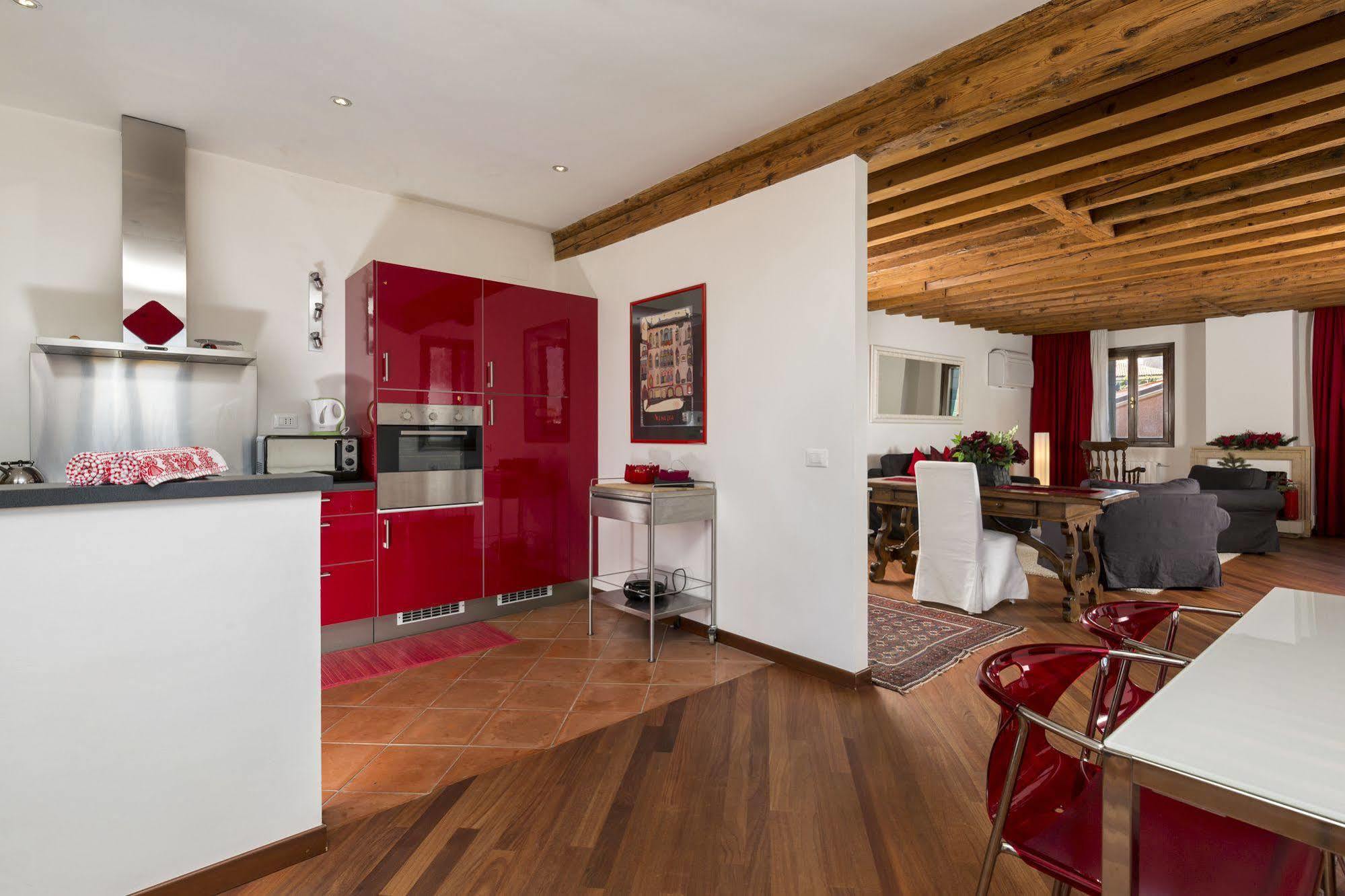 Elegant Terrace Apartment Near Piazza San Marco Last Floor No Lift Veneza Exterior foto
