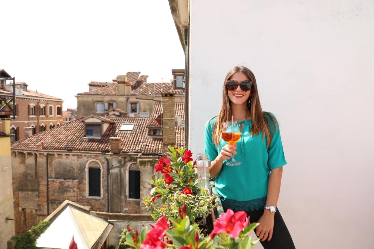 Elegant Terrace Apartment Near Piazza San Marco Last Floor No Lift Veneza Exterior foto